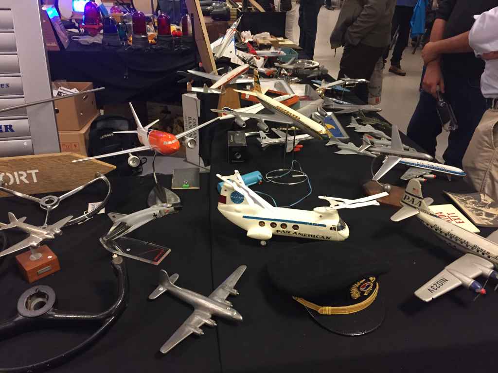 The 2019 Amsterdam Aviation Fair also featured sellers offering old toys and tin plate models or airliners for sale.