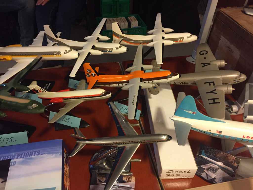 At the Amsterdam Aviation Fair 2019 there was a large selection of Verkuyl Fokker house livery models. The Verkuyl Fokker models in factory liveries are miuch more valuable than the house livery models, of which there must have been thousands produced in the 1960s and 1970s.