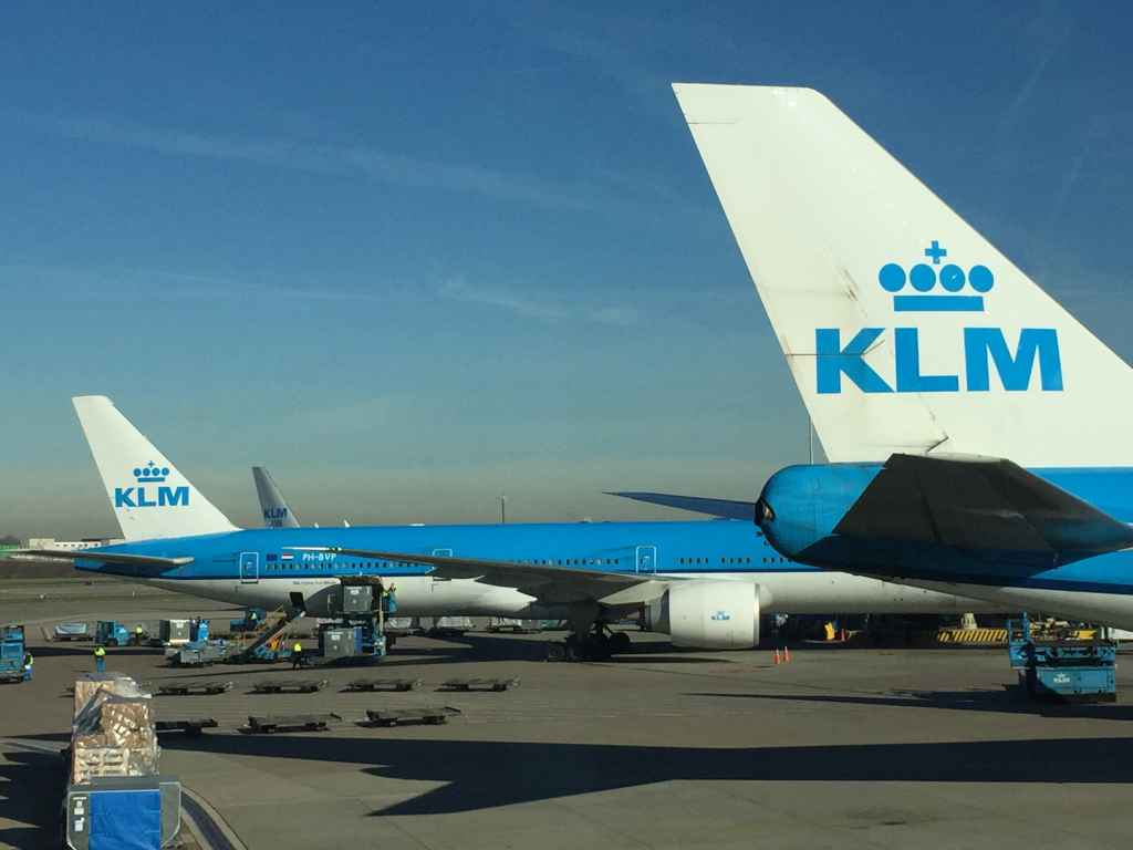 Of course KLM and Schiphol airport are joined at the hip, and have been for about 100 years now! This nice view is from the shopping concourse windows which are plentiful, once you pass through the security checks to board your flight.