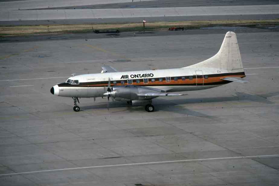 SP4626 Air Ontario CV580 C-GJRP YYZ July1983