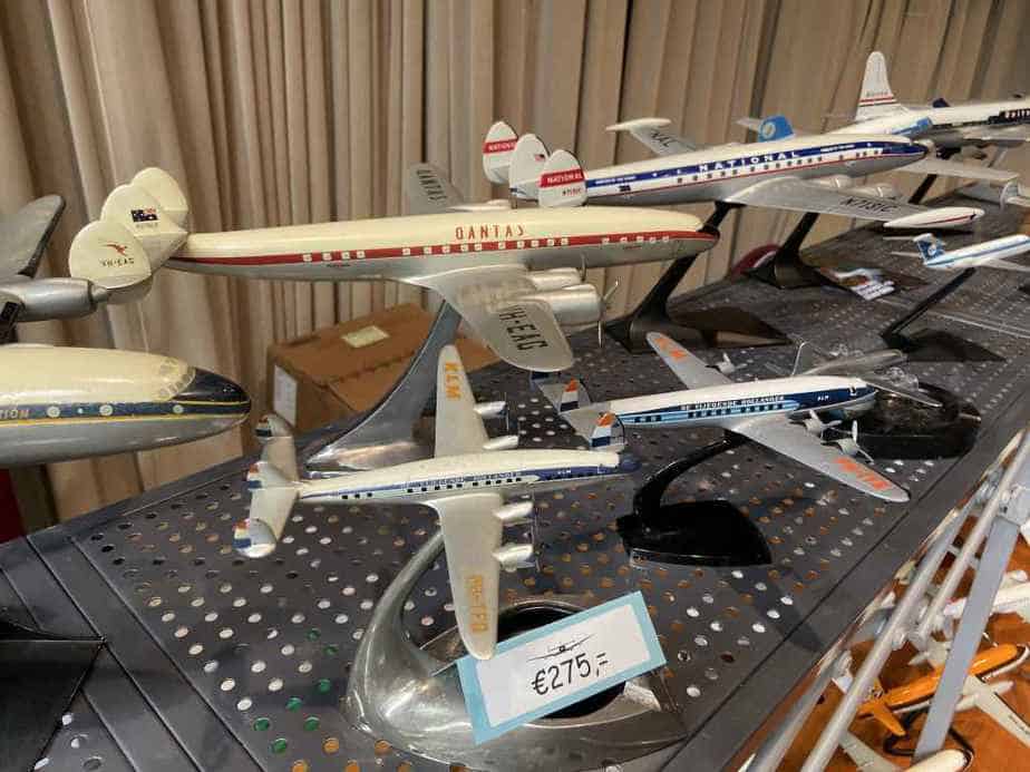 Ed van Rooijen from Amsterdam brought a fabulous selection of models for sale to the Frankfurt Schwanheim airline show in November 2019, including this nice set of vintage 1950s propliner display models in metal.
