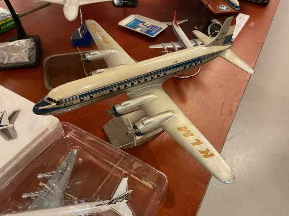 A 1950s era 1/100 scale KLM DC-6 by Raise Up