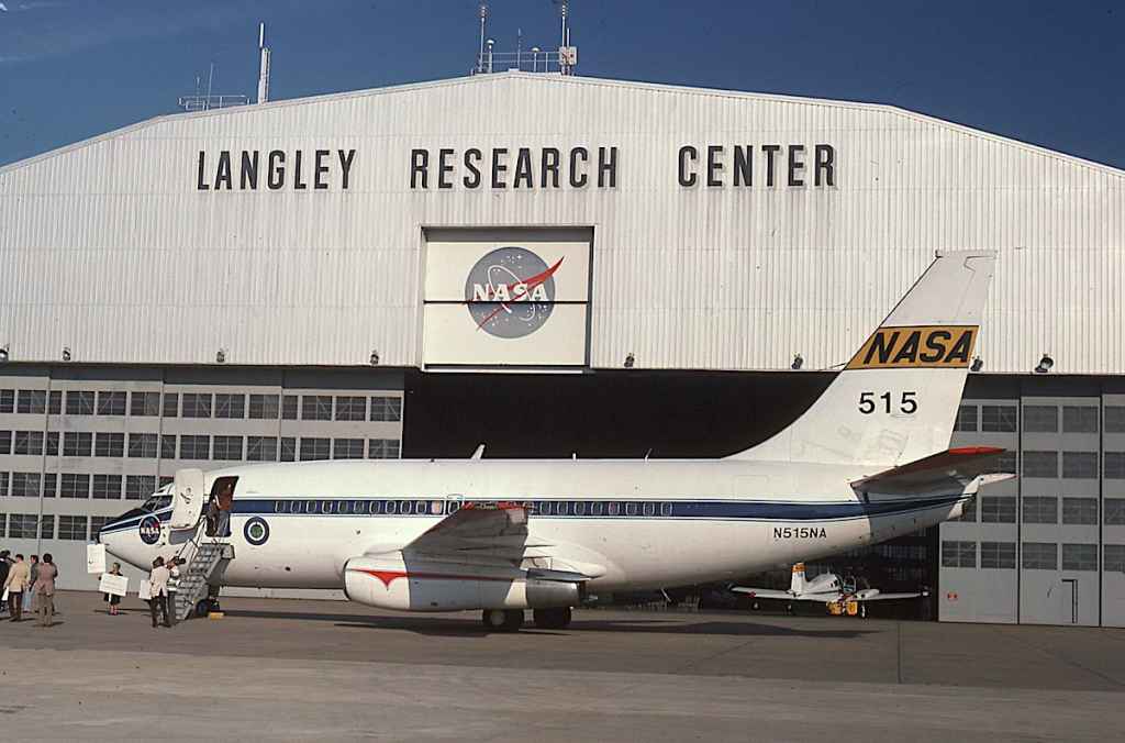 NASA 737-100 N515NA at Langley Research Center March 1978 (Photo by Bruce Stewart)