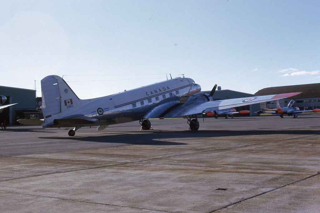 25 X RCAF Canadian Armed Forces C-47 Dakota photos Vintage 1960s and ...