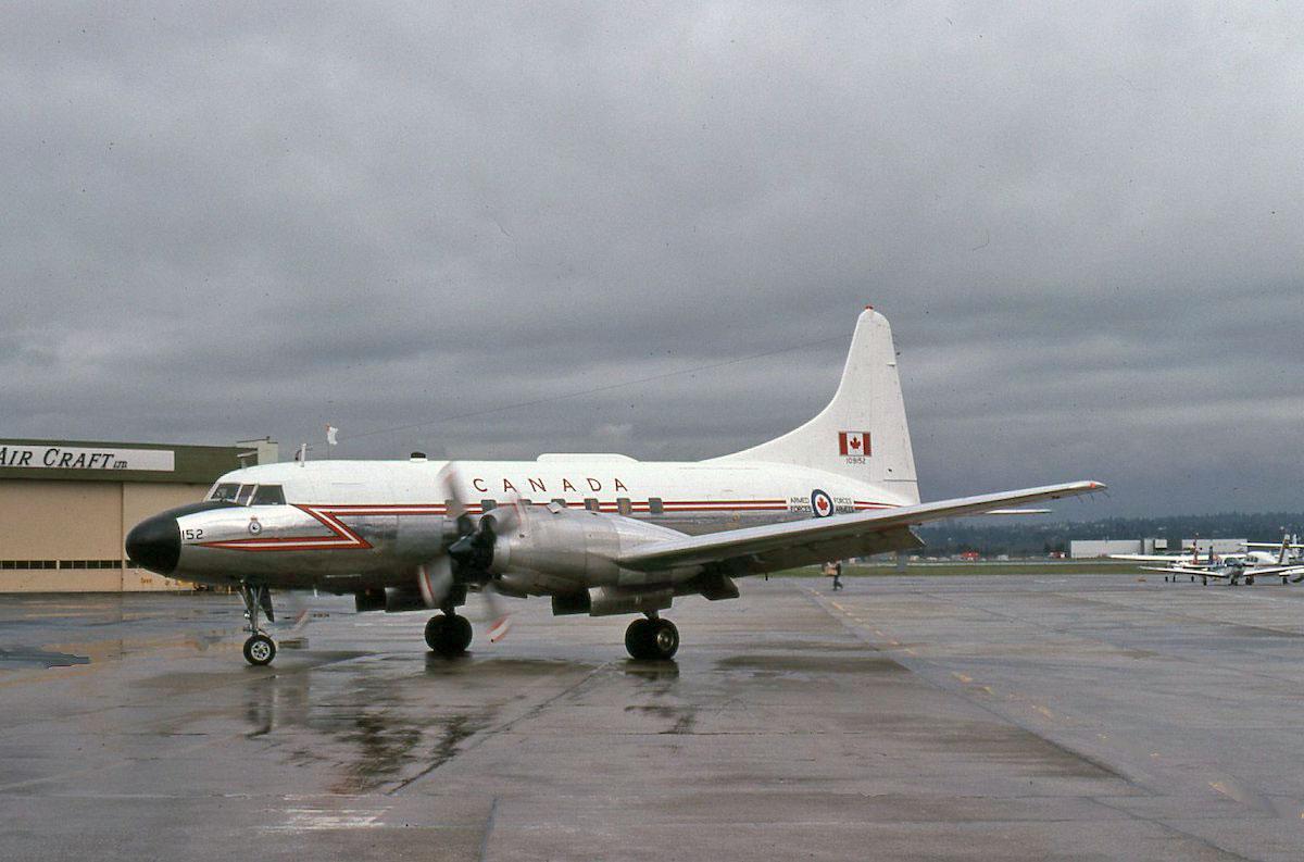 RCAF & Canadian Armed Forces Canadair CC-109 Cosmopolitan 1960s-1990s ...