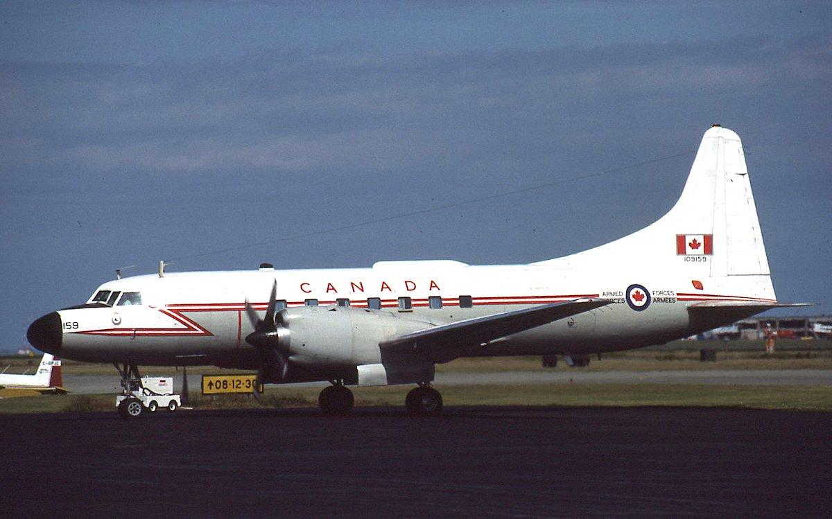 RCAF & Canadian Armed Forces Canadair CC-109 Cosmopolitan 1960s-1990s ...