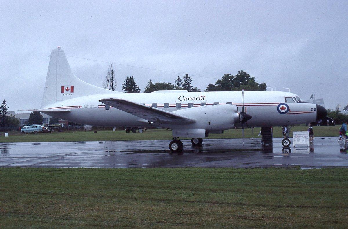 RCAF & Canadian Armed Forces Canadair CC-109 Cosmopolitan 1960s-1990s ...